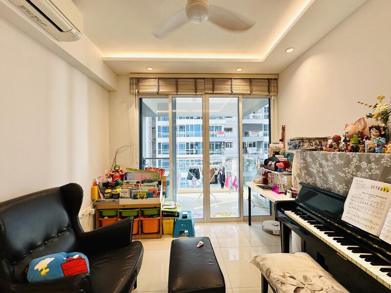 25 Tampines Central 7 photo 2