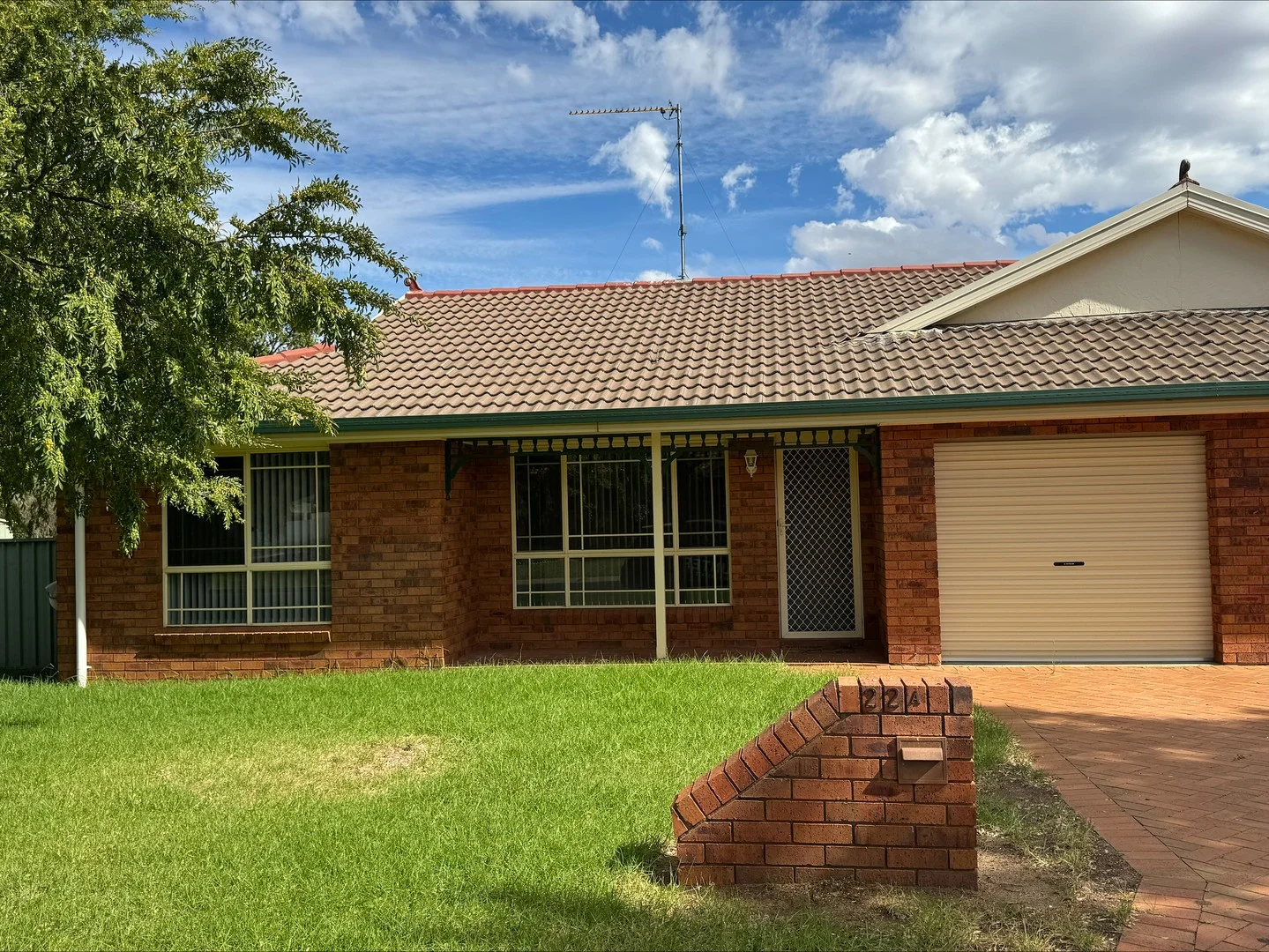 1/24 Flinders Street, Parkes NSW 2870