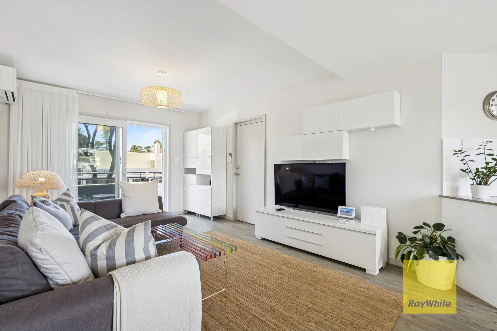 Additional image 8 of 6/4 Warnham Road, Cottesloe WA 6011