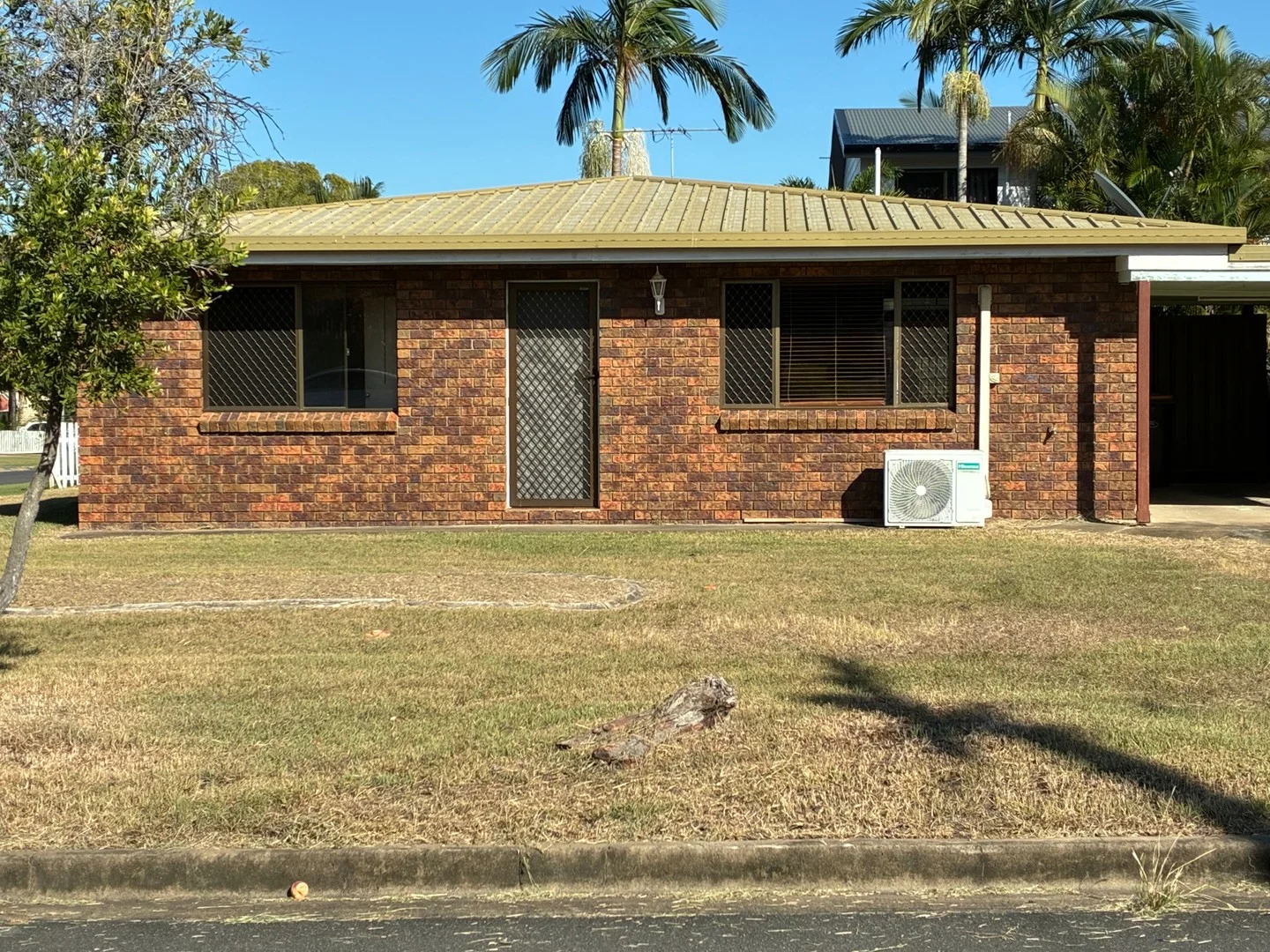 1/6 Hinton Street, Koongal QLD 4701