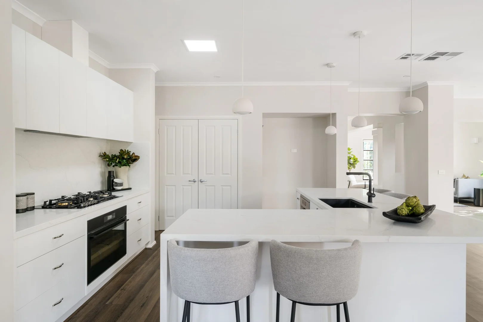 Additional image 4 of 6 Selwyn Close, Caroline Springs VIC 3023