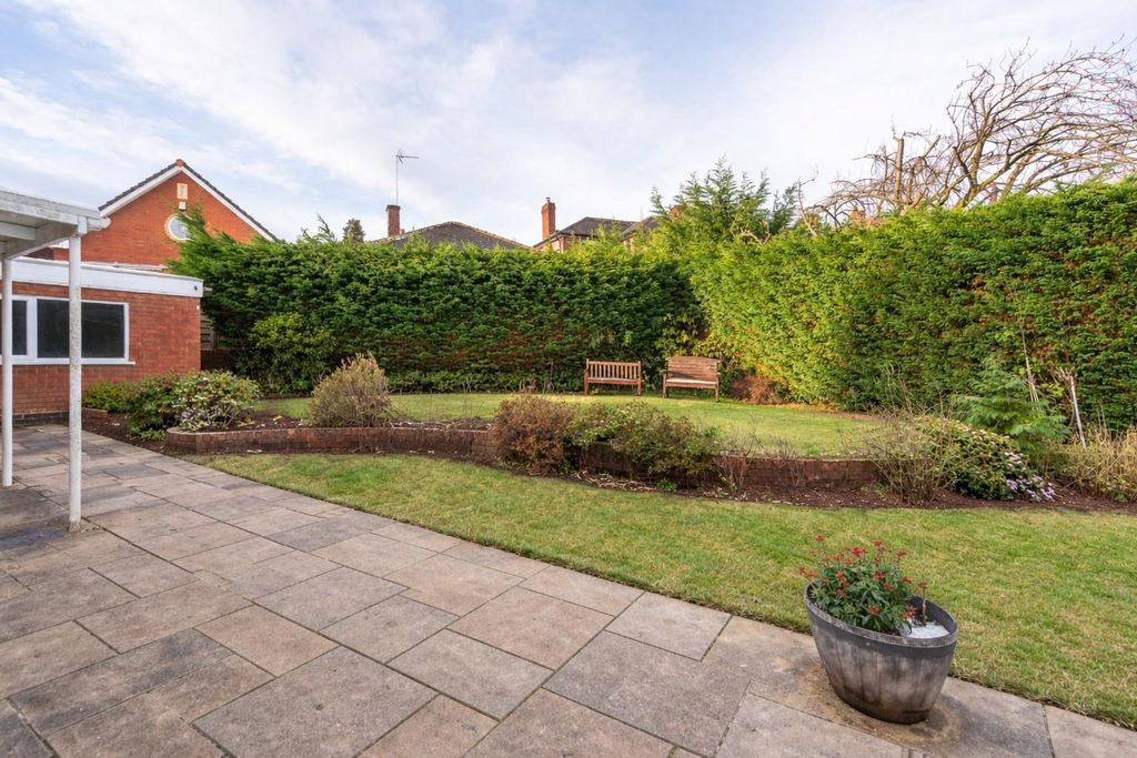 Additional image 2 of 4 bed detached house for saleBroadway Avenue, Halesowen B63
