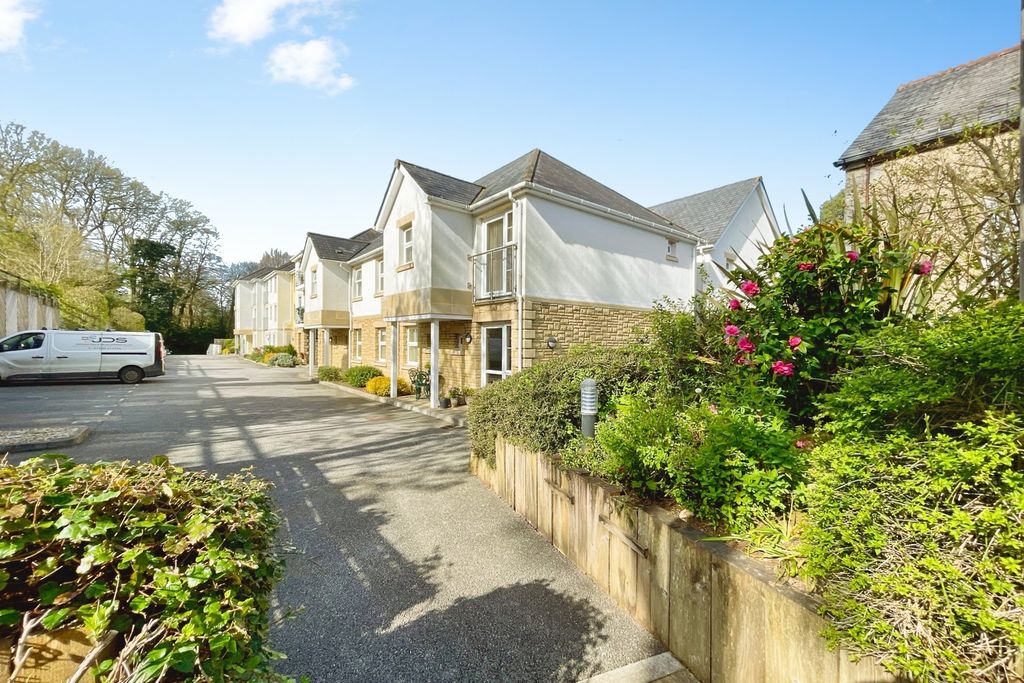 Additional image 20 of 2 bed flat for saleLys Lander, Tregolls Road, Truro, Cornwall TR1