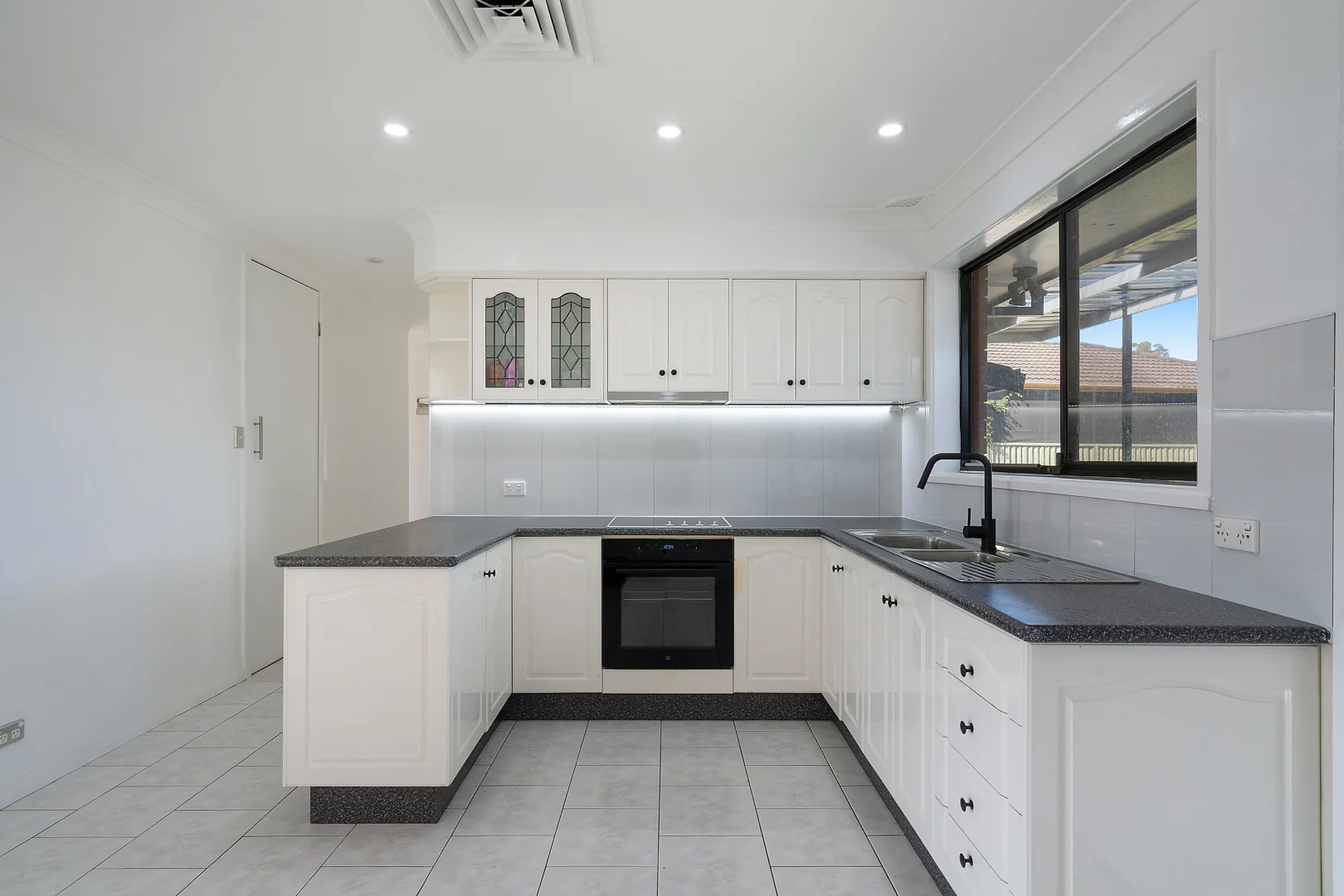Additional image 2 of 34 Snowdon Crescent, Smithfield NSW 2164