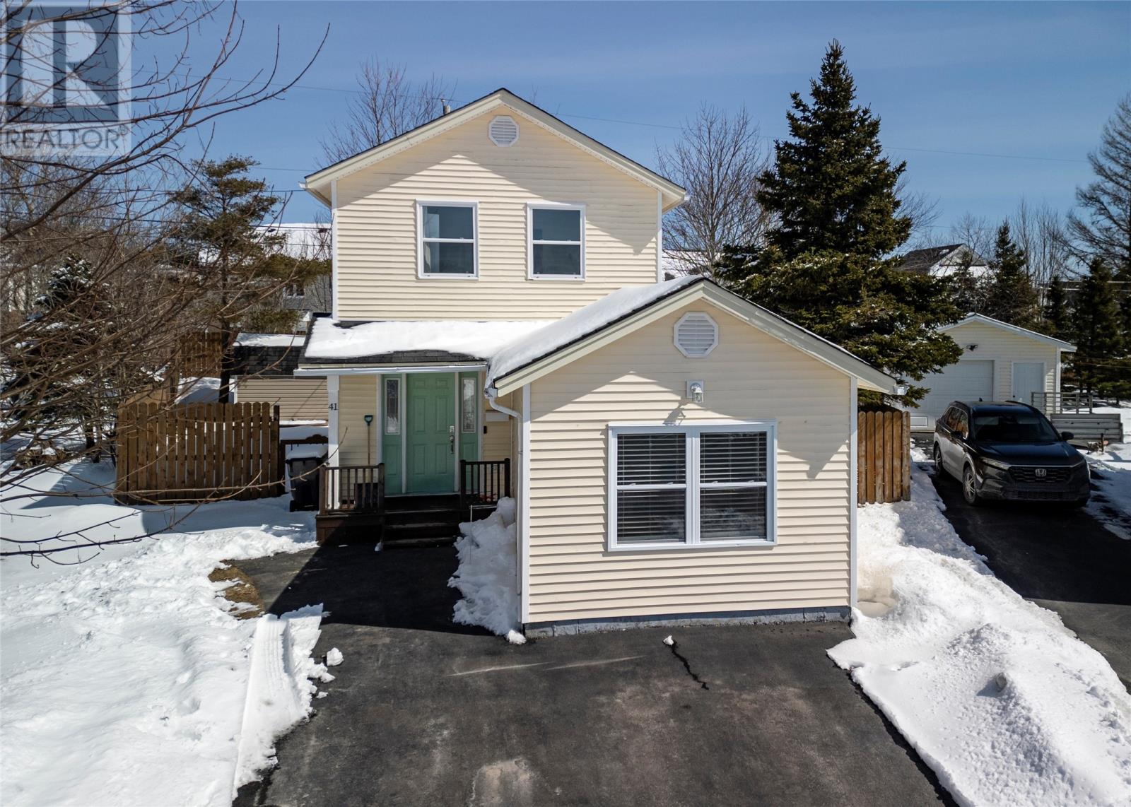 41 Browne Crescent