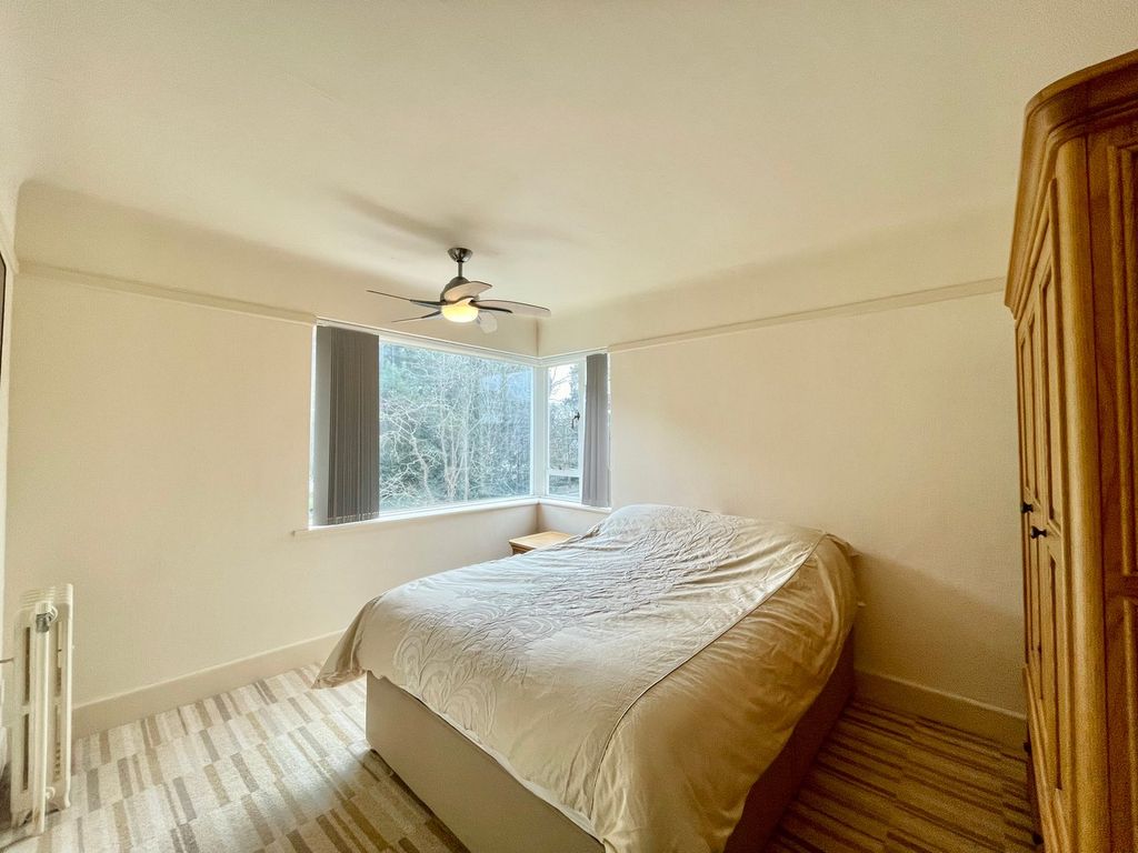 Additional image 5 of 2 bed flat for saleGervis Road, East Cliff, Bournemouth BH1