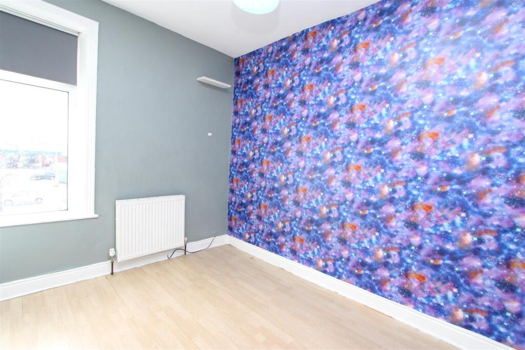 Runswick Terrace, Bradford photo 5