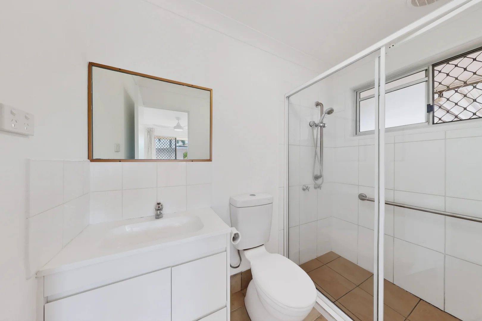 Additional image 9 of 15 Birigun St, Mermaid Waters QLD 4218