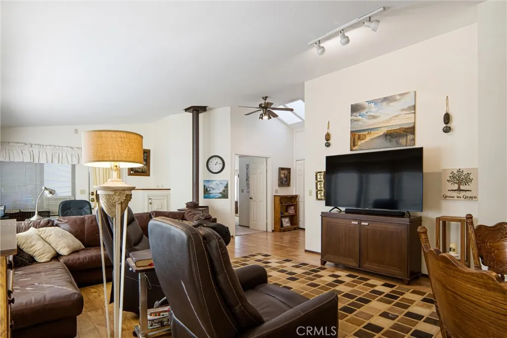 Additional image 50 of 13979 Pineland Circle, Magalia, CA 95954