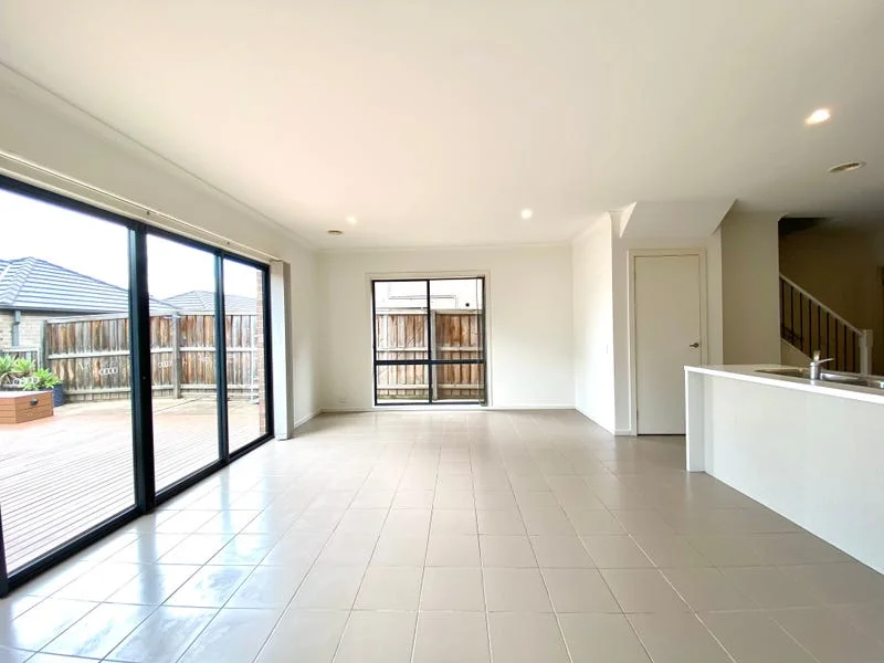 Additional image 8 of 10 Grevillea Circuit, Maidstone VIC 3012