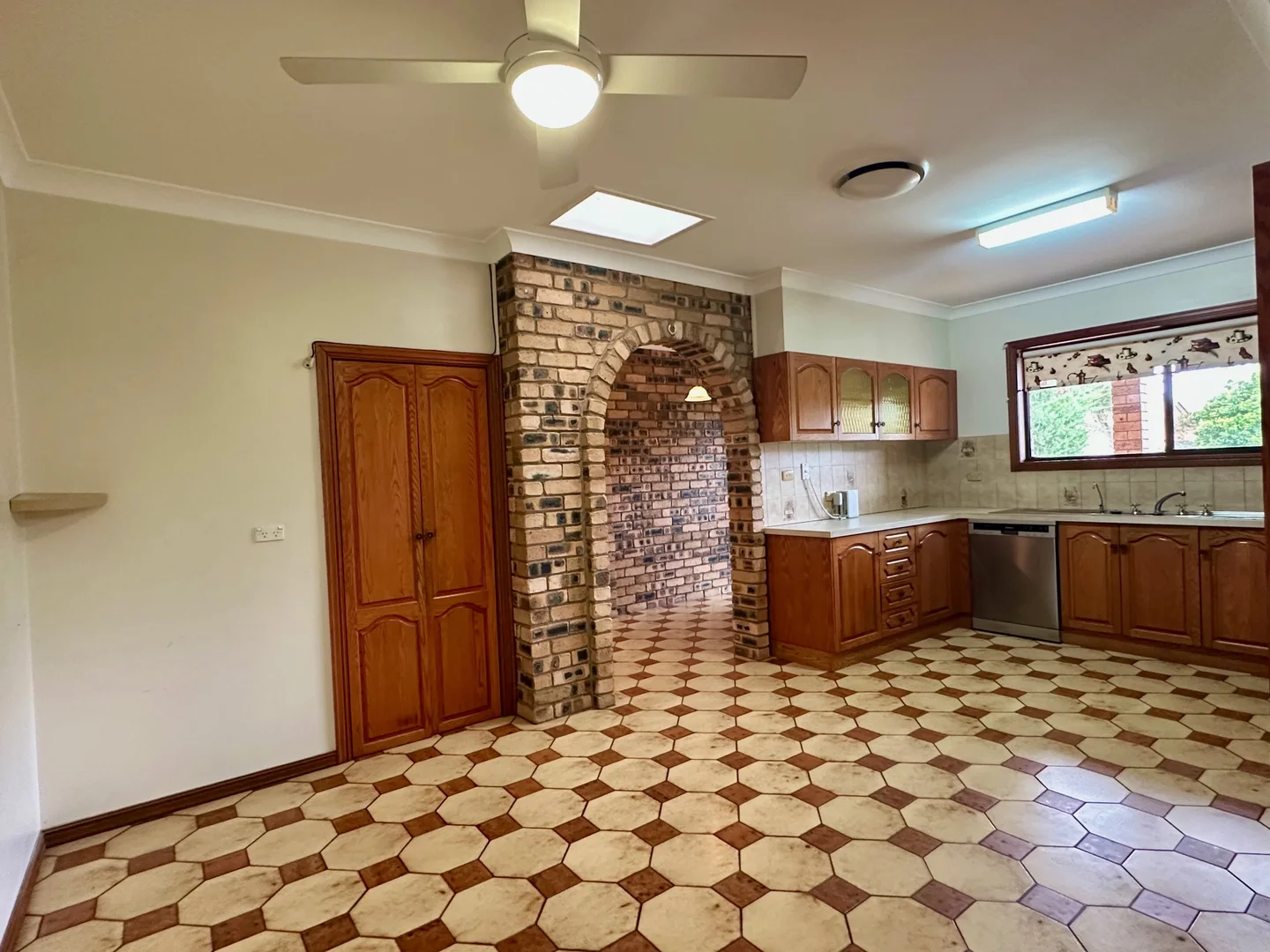Additional image 5 of 96 Blumer Avenue, Griffith NSW 2680