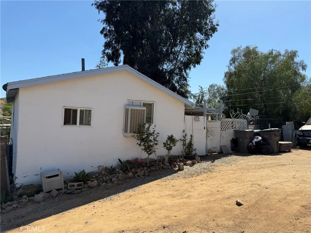 23563 Lodge Drive, Canyon Lake, CA 92587