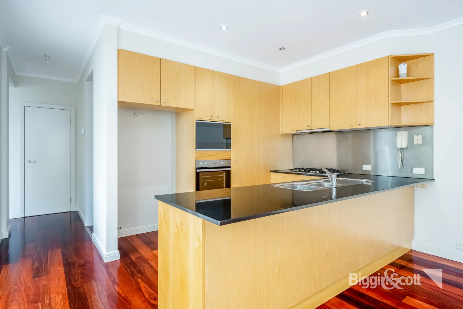 Additional image 2 of 75 Beacon Vista, Port Melbourne VIC 3207