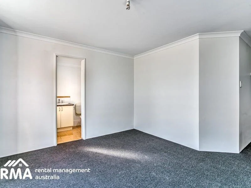 47 Teraglin Way, Warnbro WA 6169 photo 5