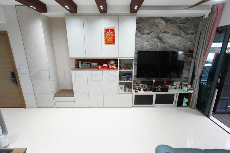 103 Pasir Ris Grove photo 3