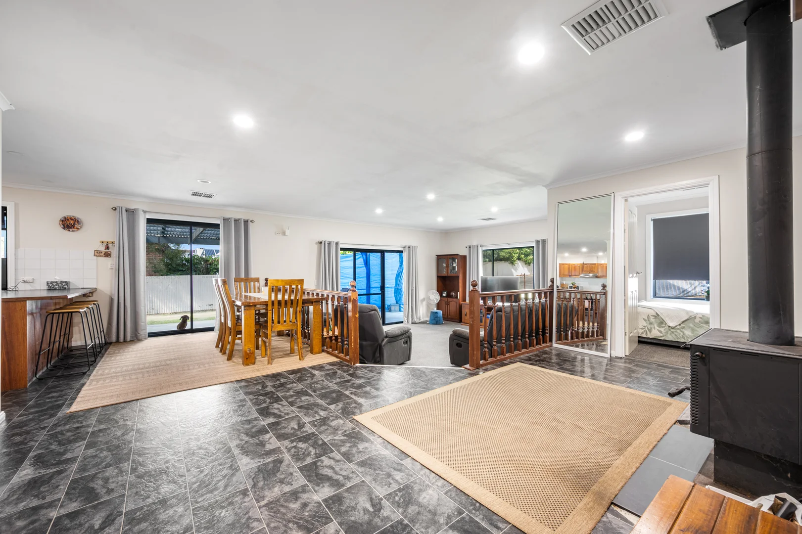 Additional image 2 of 15 Jasmine Avenue, Mount Gambier SA 5290