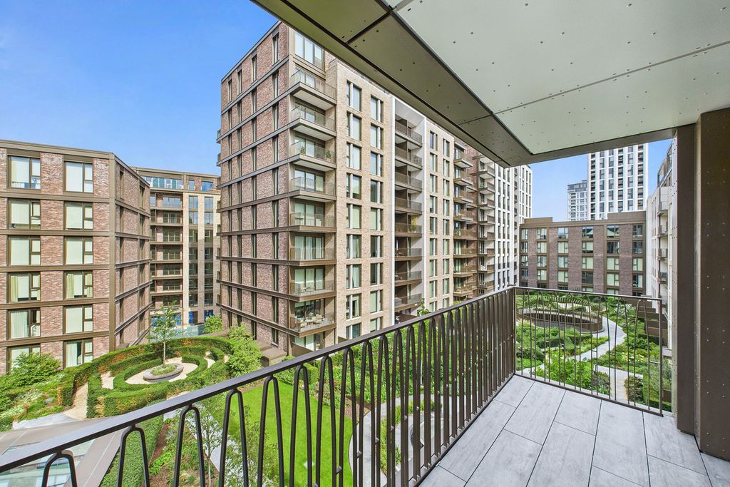 Additional image 20 of 4 bed flat for saleMichael Road, London SW6