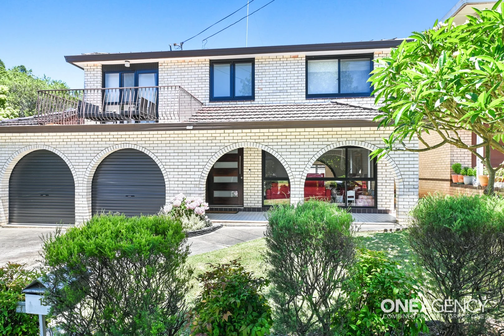 15 Raymond Avenue, Roselands NSW 2196