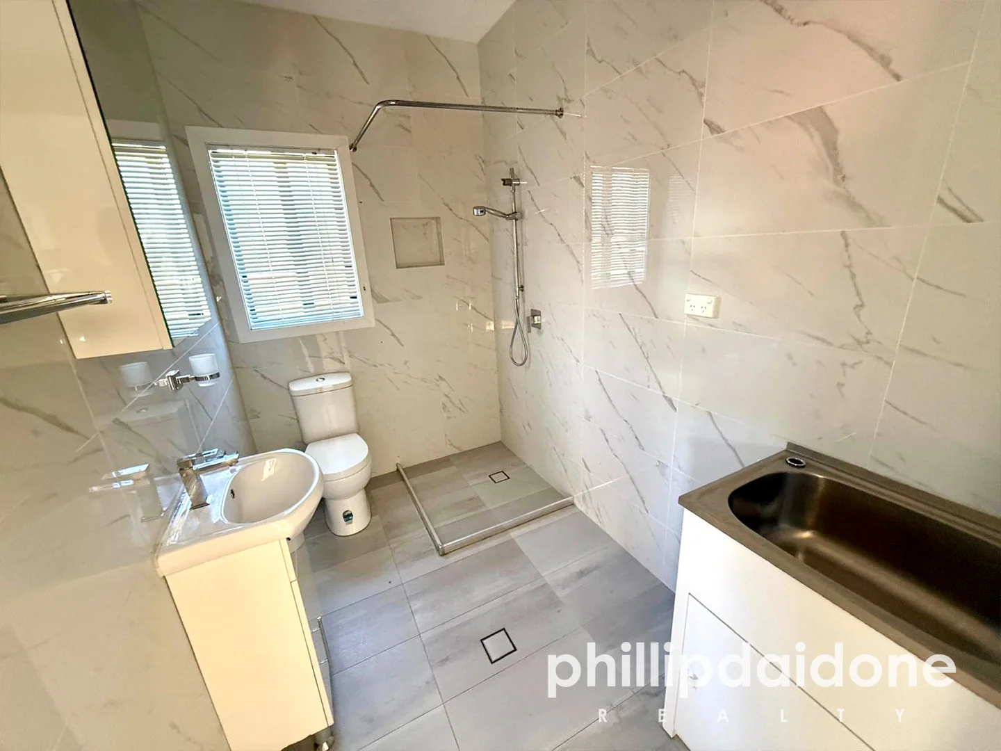 27A Cornwall Rd, Auburn NSW 2144 photo 3