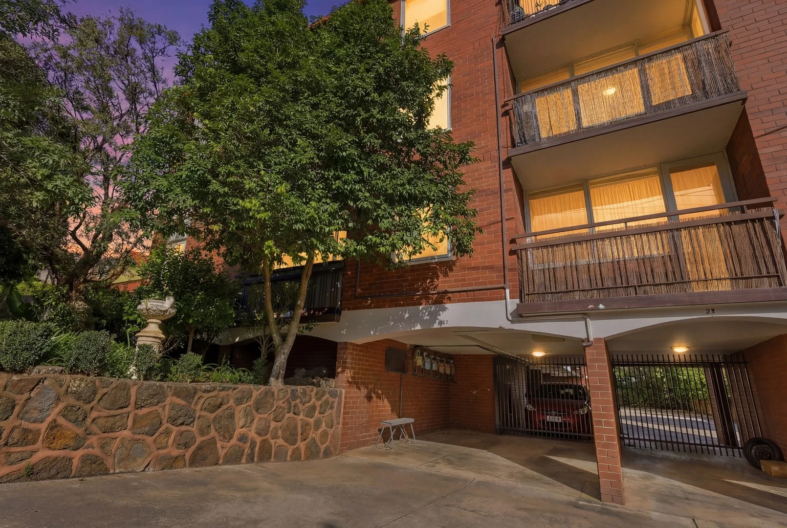 12/9 Canterbury Road, Toorak VIC 3142