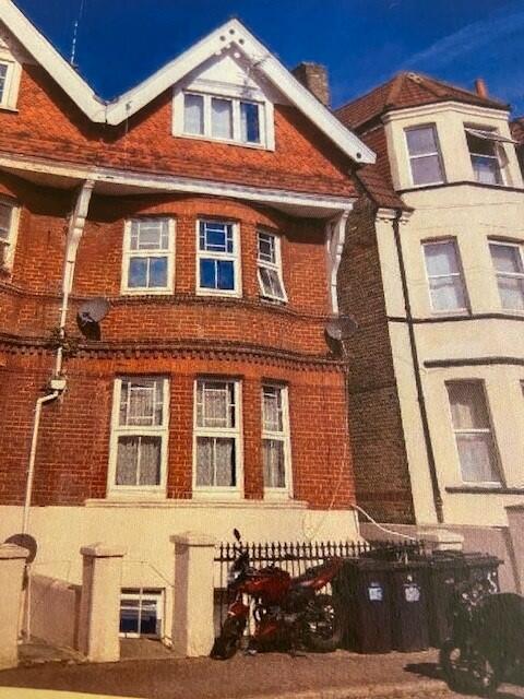 St. Swithuns Road, Bournemouth, Dorset, BH1