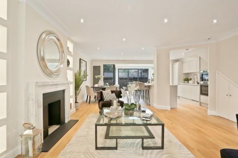 Lombardy Place, London W2