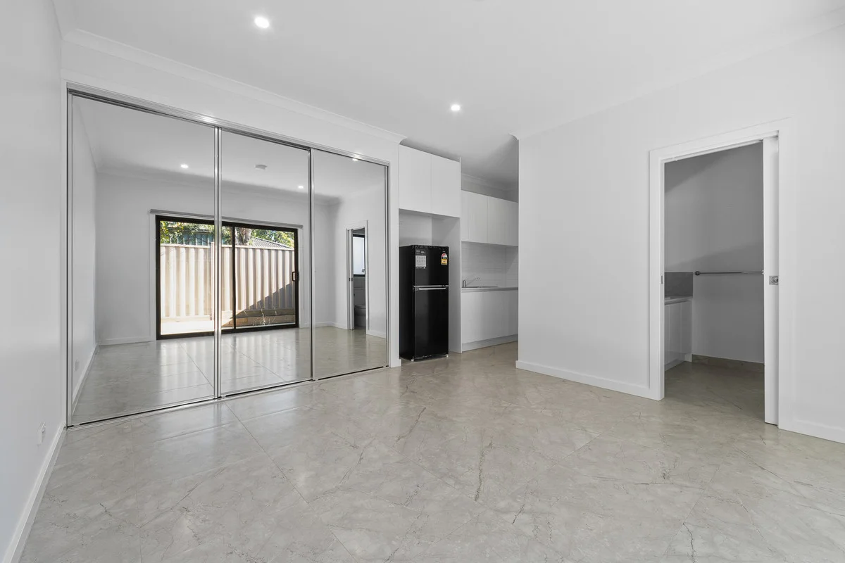 Additional image 3 of 5/7 Carluke Close, Berwick VIC 3806