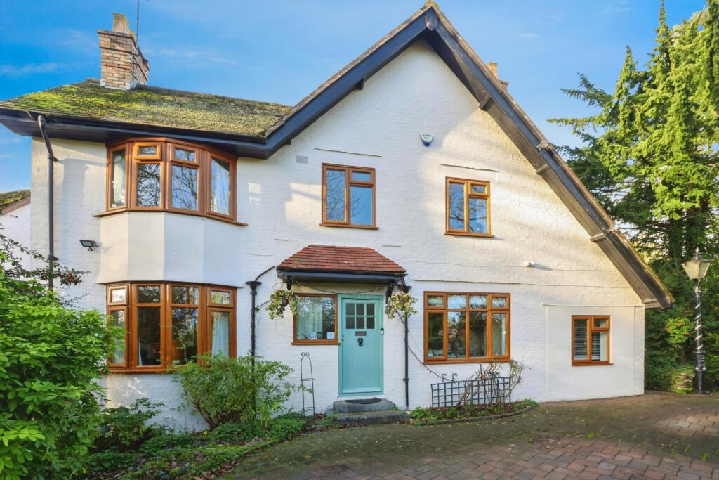 Wood Lane, BEARWOOD, Bournemouth, Dorset, BH11