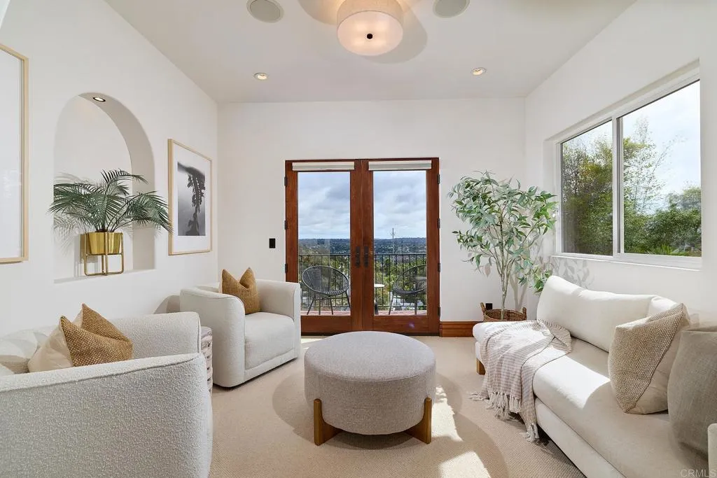 Additional image 93 of 6811 Vianda Court, Carlsbad, CA 92009