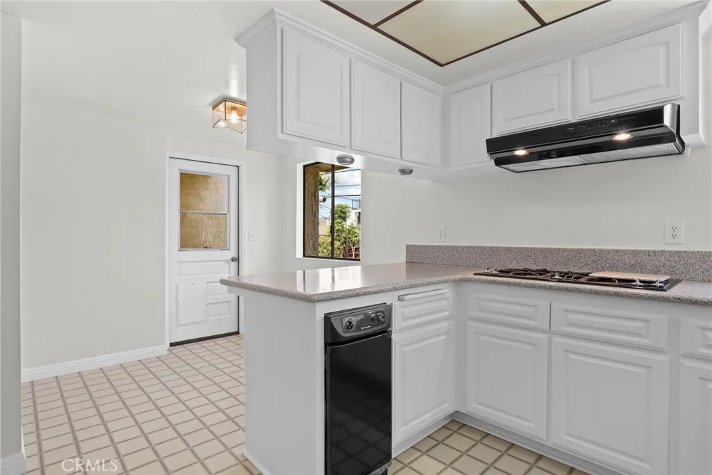 Additional image 56 of 2662 E 20th Street Unit 307, Signal Hill, CA 90755