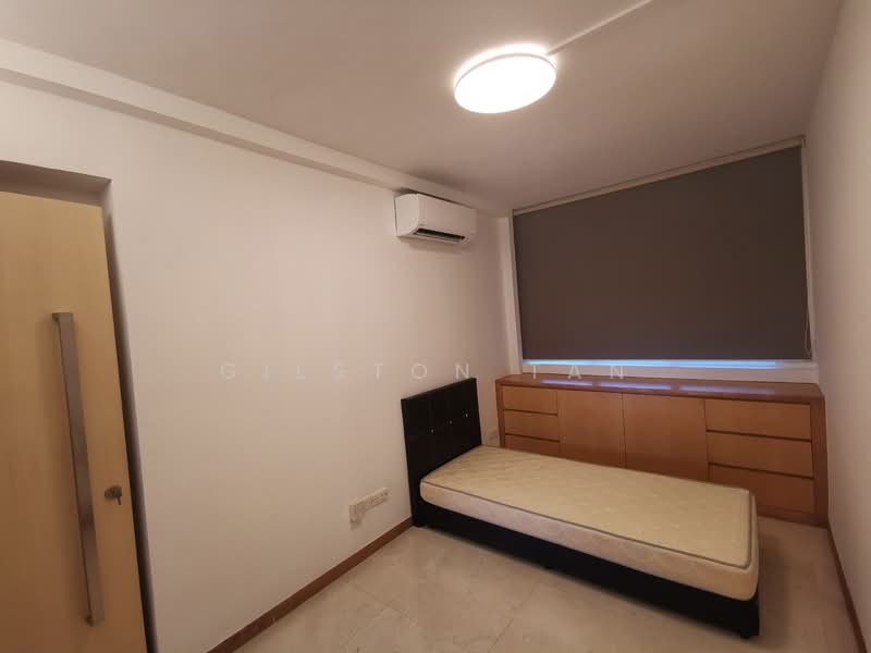 746 Pasir Ris Street 71 photo 4