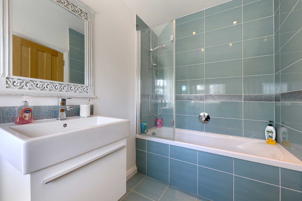 Additional image 15 of 5 bed detached house for saleWestfield Road, Beaconsfield HP9