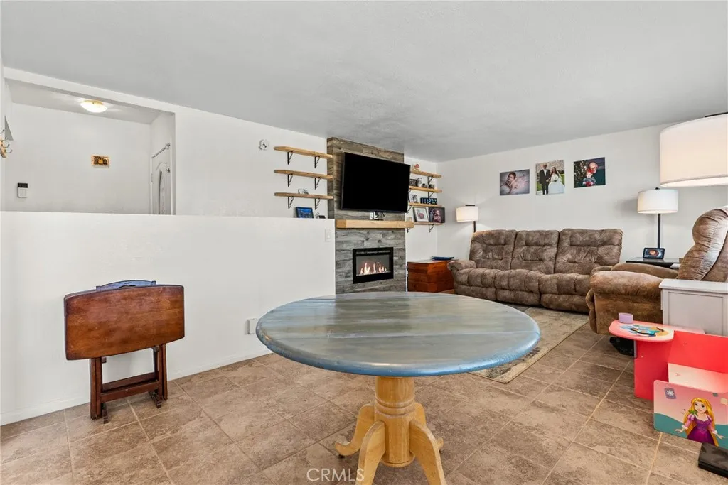 Additional image 19 of 3521 E Avenue T4, Palmdale, CA 93550