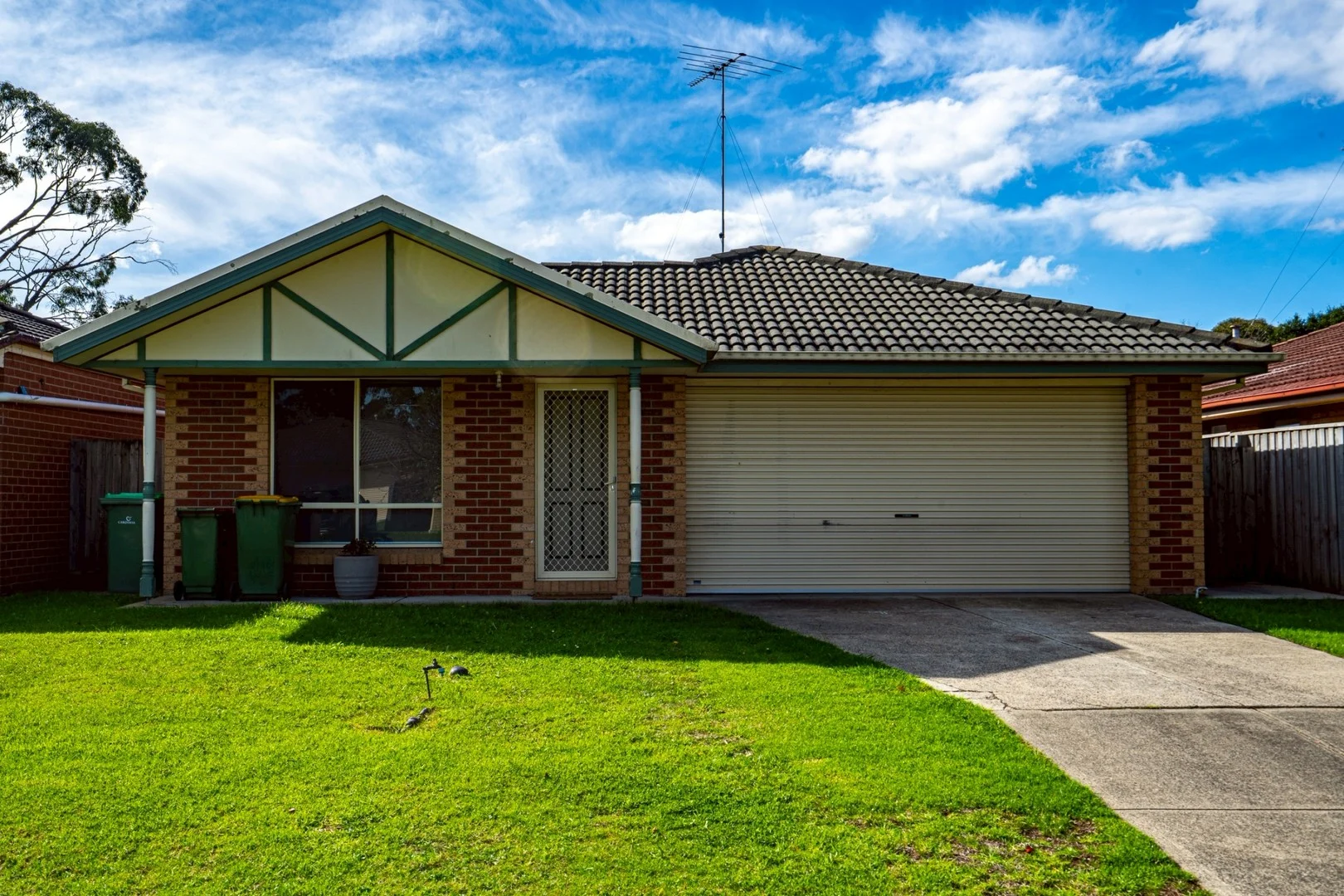 32 Osborn Grove, Pakenham VIC 3810