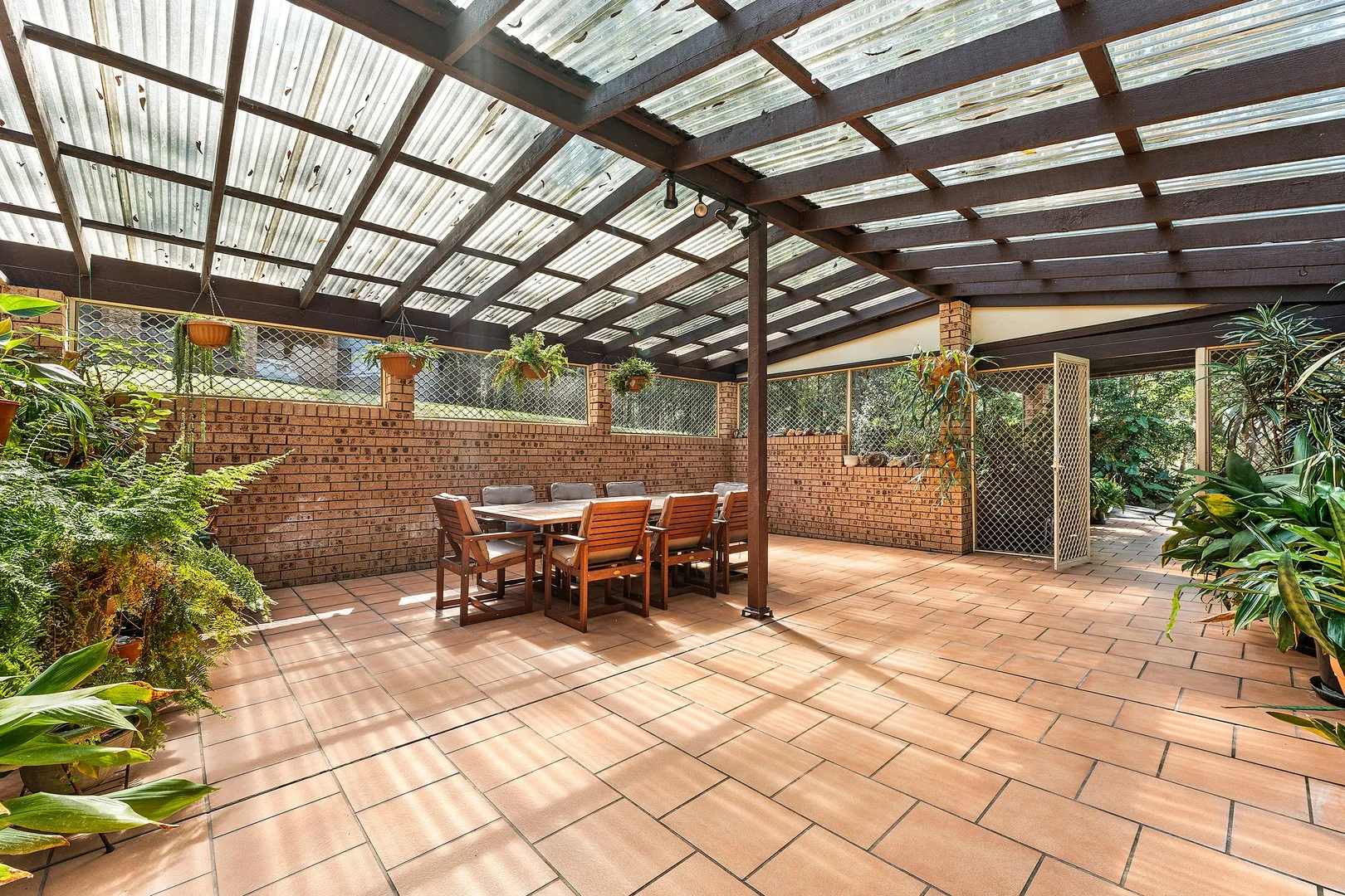 4 Highlands Parade, Bulli NSW 2516