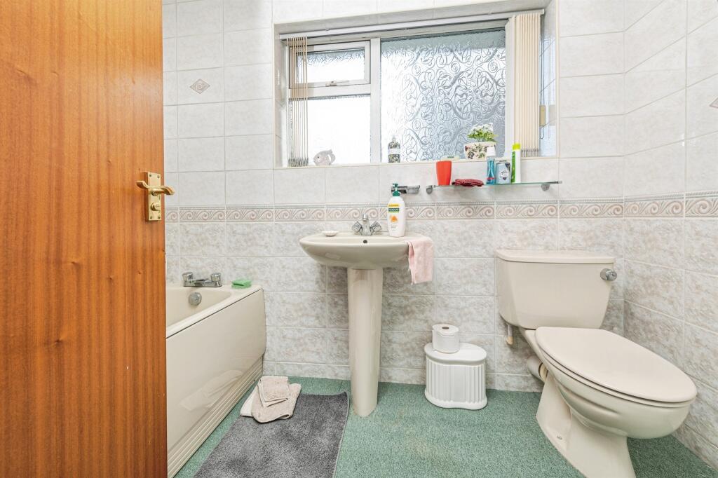 Additional image 11 of Brearcliffe Drive, Bradford
