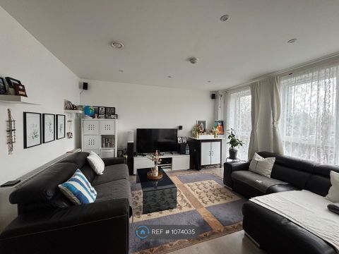 Best House, Wembley HA9