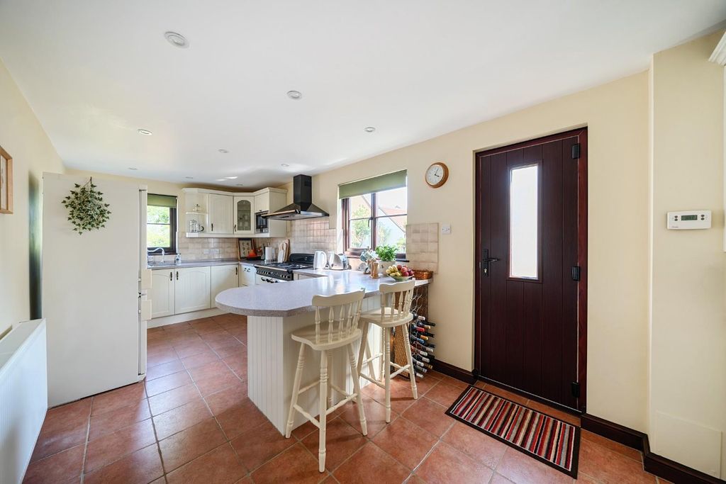 Additional image 7 of 4 bed detached house for saleEverton Road, Potton SG19