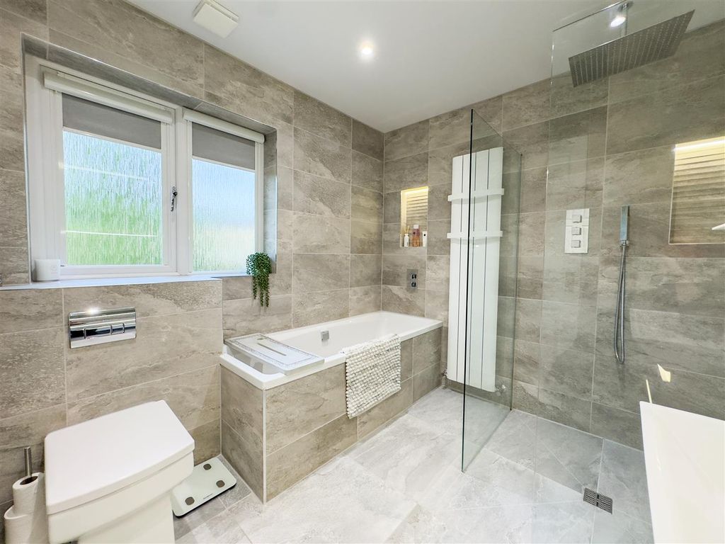 Additional image 15 of 5 bed detached house for saleCullinpark Grove, Strathaven ML10