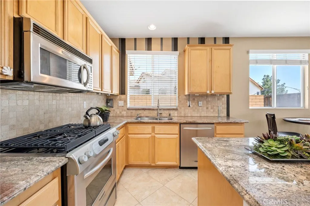 Additional image 19 of 15475 Solstice Ct, Lake Elsinore, CA 92530