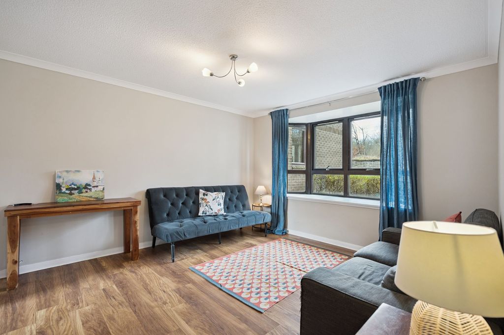 Additional image 3 of 2 bed flat for saleForthview, Stirling FK8