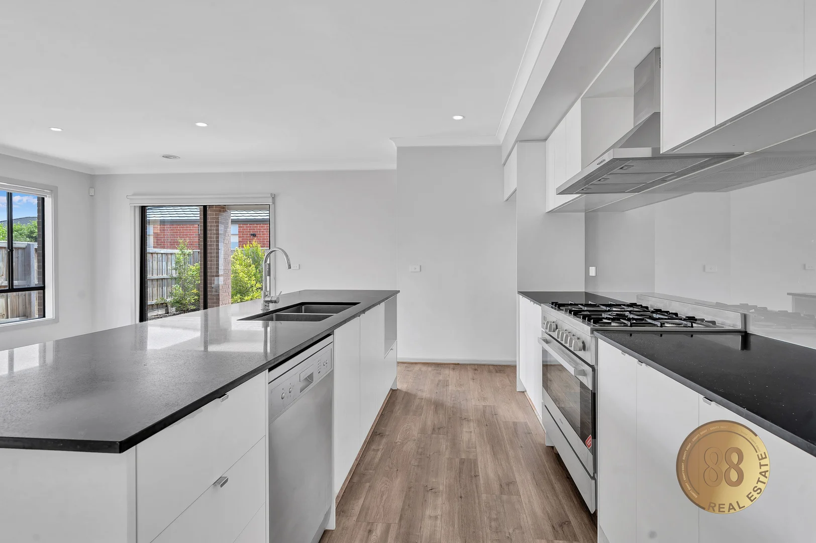 Additional image 7 of 34 Rushmore Way, Bonnie Brook VIC 3335