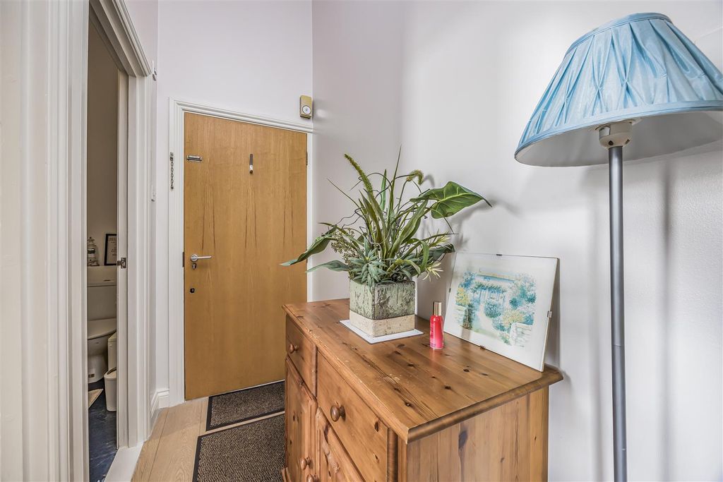 Additional image 6 of 1 bed flat for saleArundel Street, Portsmouth PO1