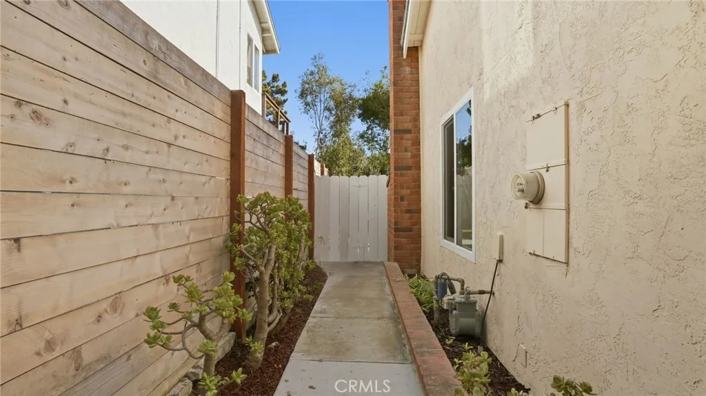 Additional image 32 of 913 Woodlake Drive, Cardiff By The Sea, CA 92007