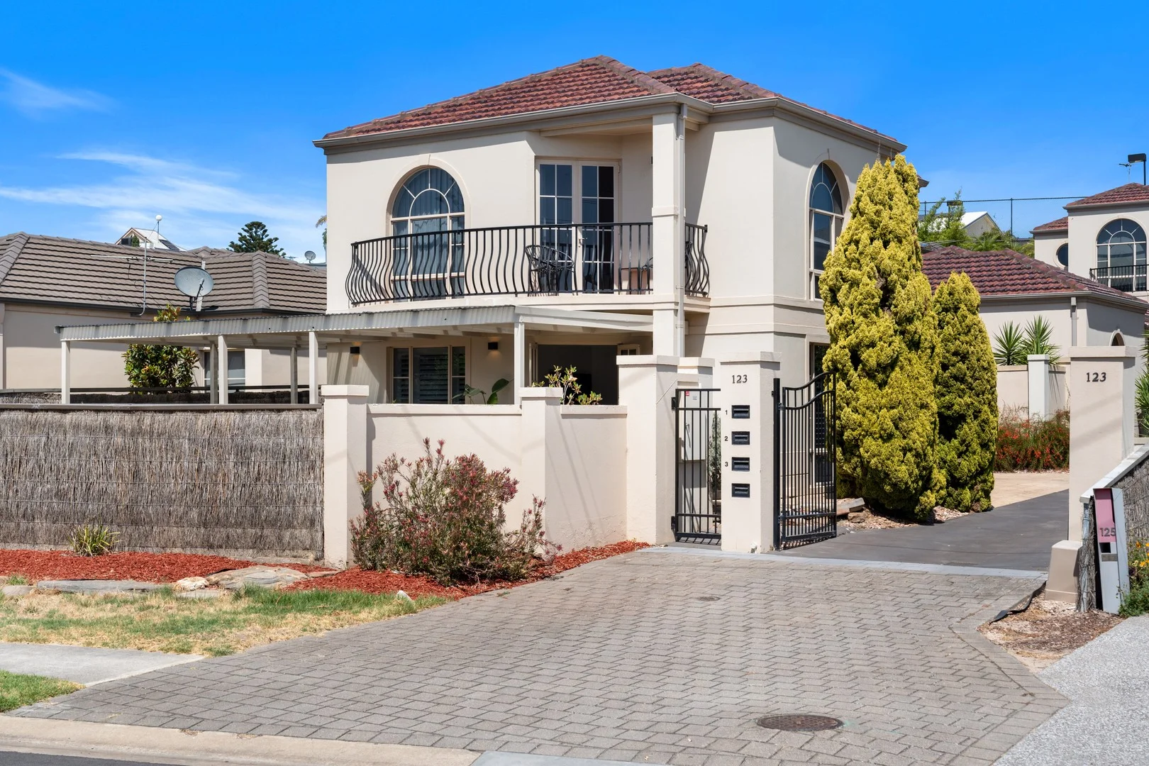 1/123 Military Road, Tennyson SA 5022