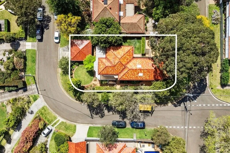 Additional image 11 of 2 Valleyview Crescent, Greenwich NSW 2065