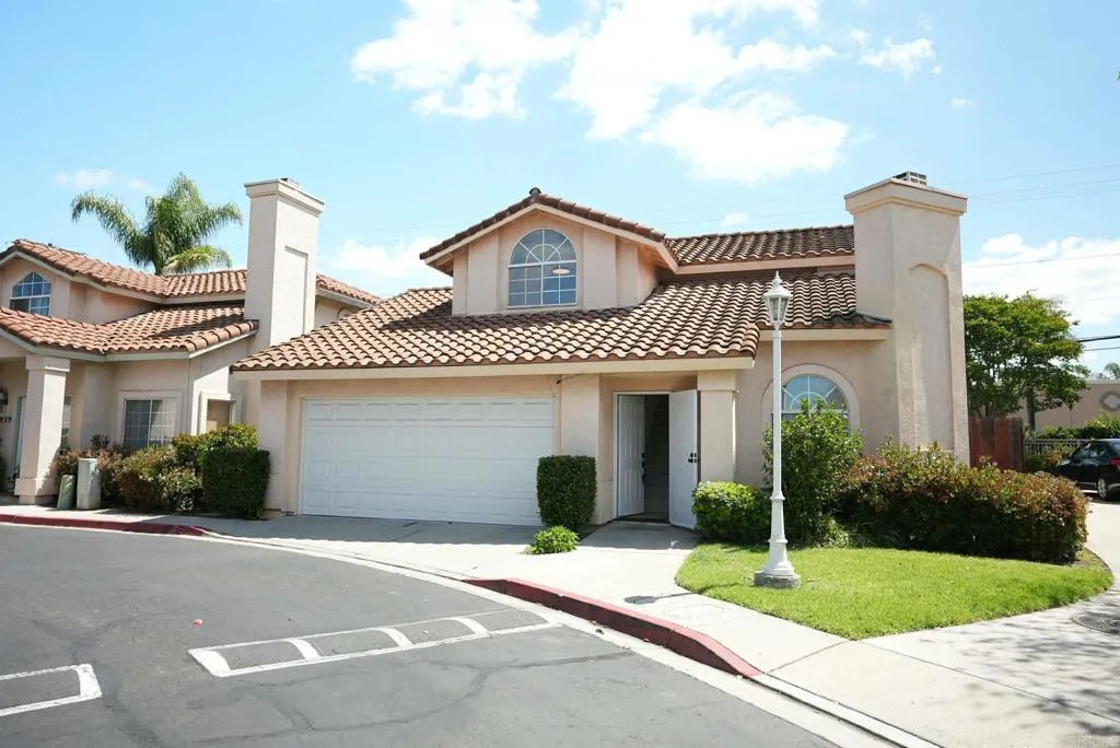 Additional image 2 of 841 Friendly Circle, El Cajon, CA 92021