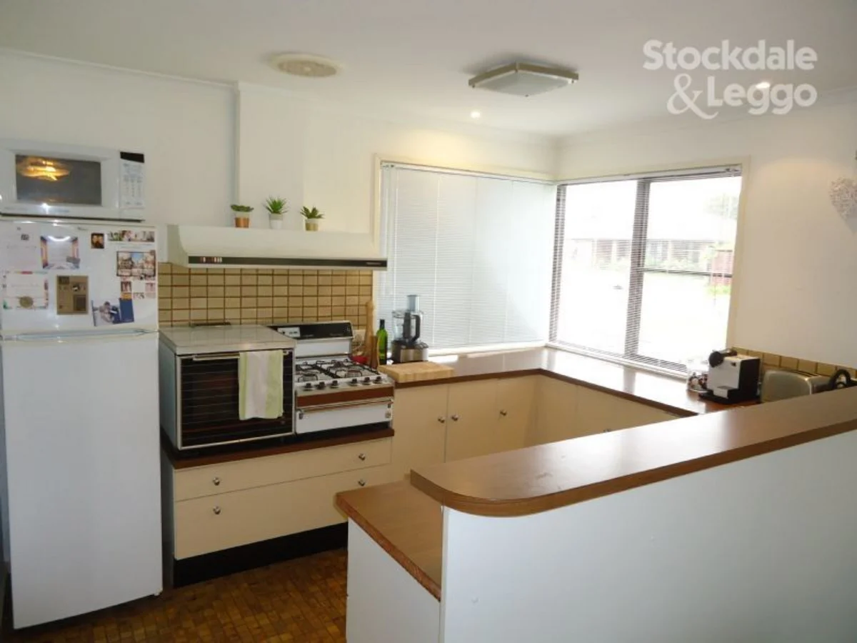 1/21 Janlor Drive, Warrnambool VIC 3280 photo 3