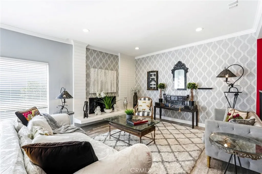 Additional image 5 of 4807 Woodley Avenue Unit 303, Encino, CA 91436