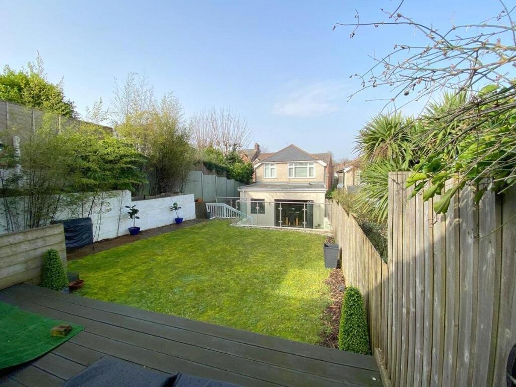 Davis Road, Parkstone , Poole, BH12